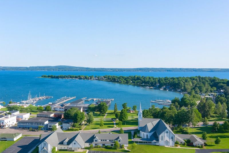 Best Bathtub Installation pros in Berkley, MI